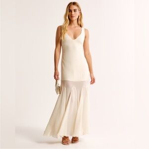 Abercrombie & Fitch Cream Plunge Neck Godet Maxi Dress NWOT